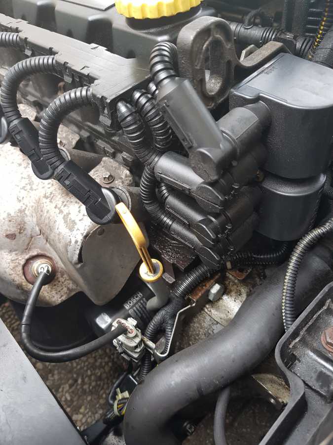 Olie lekkage onder bobine Astra 1.6 8v Opelforum